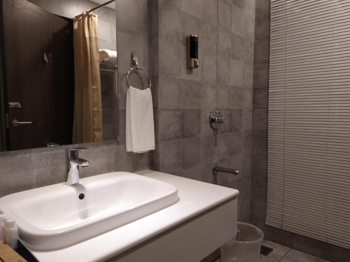Hotel Mothimahal Residency Thrissur Esterno foto