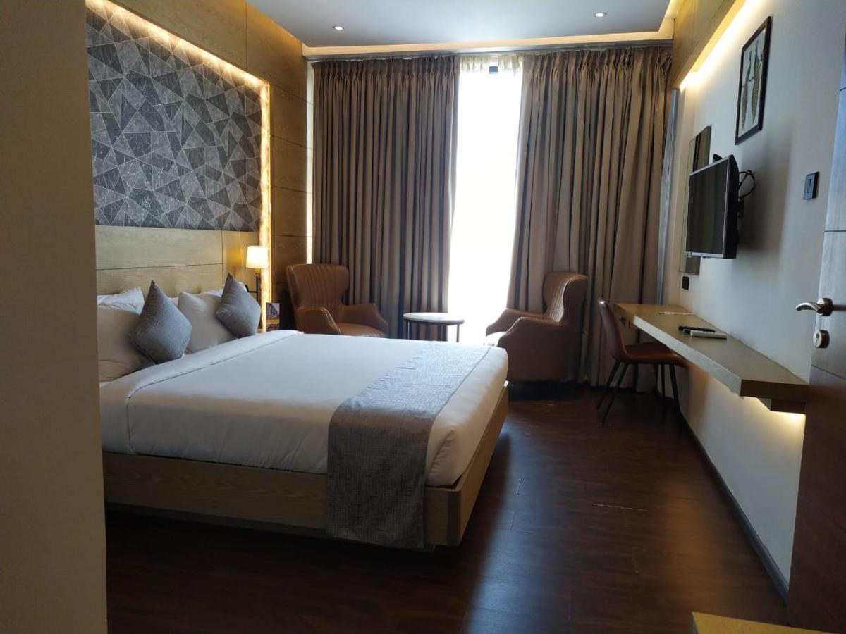 Hotel Mothimahal Residency Thrissur Esterno foto